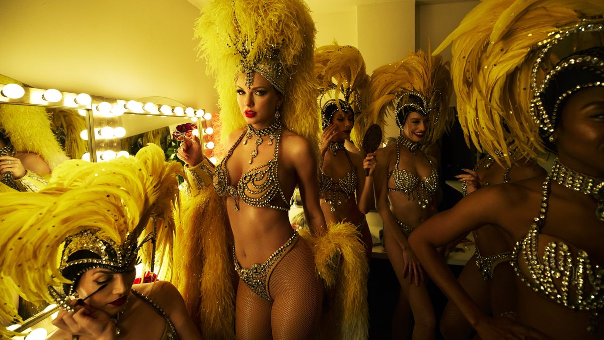 Recenze: Taylor Swift je pěkně trapná. A to je dobře